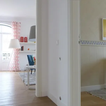 Apartment Central Square I